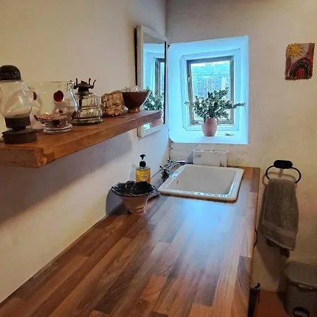 Derriana بيت للعطل